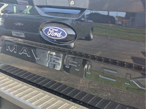 New 2025 Ford Maverick XLT w/ XLT Luxury Package image 7