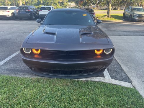 Used 2018 Dodge Challenger SXT Plus image 2
