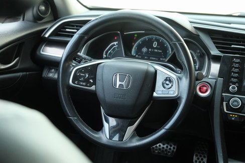 Used 2020 Honda Civic Touring image 11