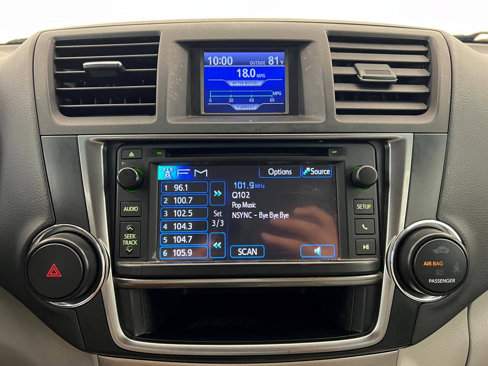 Used 2013 Toyota Highlander SE image 20