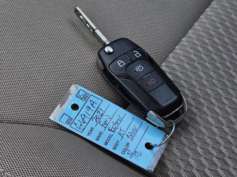 Used 2021 Ford Explorer 2WD image 33