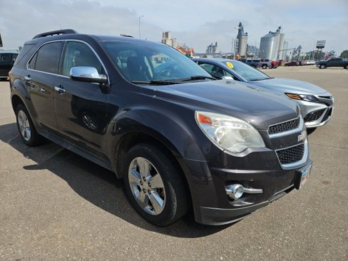 Used 2015 Chevrolet Equinox LT w/ Chrome Appearance Package image 2
