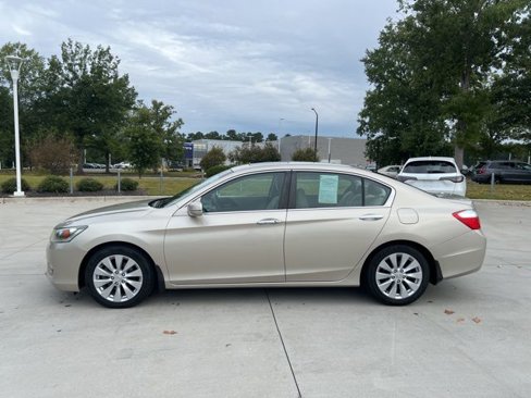 Used 2013 Honda Accord EX image 5