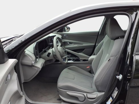 Used 2023 Hyundai Elantra Blue image 11