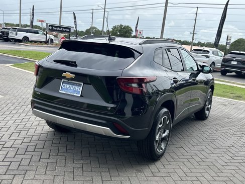 Certified 2024 Chevrolet Trax LT w/ Driver Confidence Package image 6