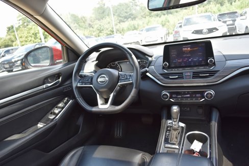 Used 2020 Nissan Altima 2.5 Platinum image 19