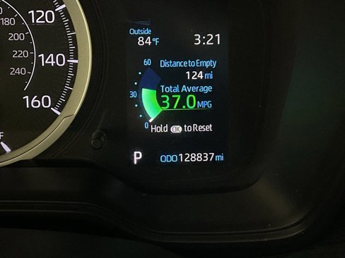 Used 2020 Toyota Corolla LE image 37