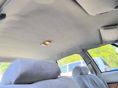 Used 1994 Buick Le Sabre Custom image 25