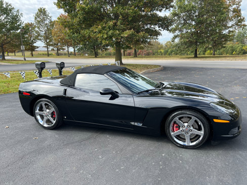 Used 2008 Chevrolet Corvette Convertible w/ Preferred Equipment Group image 19