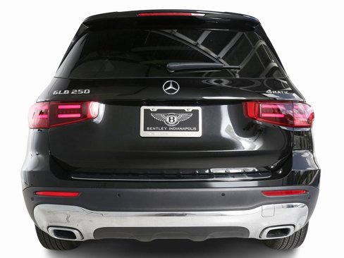 Used 2024 Mercedes-Benz GLB 250 4MATIC image 9