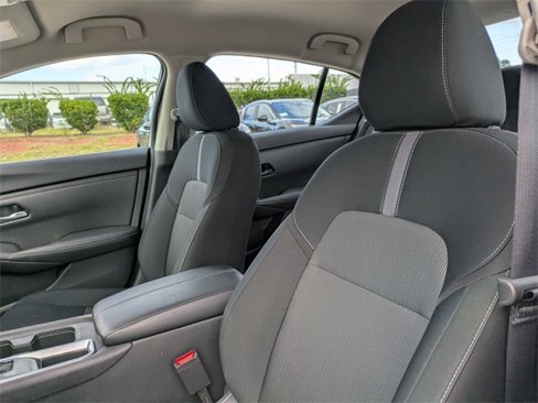 Used 2025 Nissan Sentra SV image 15