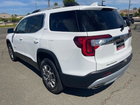 Used 2023 GMC Acadia SLT image 7