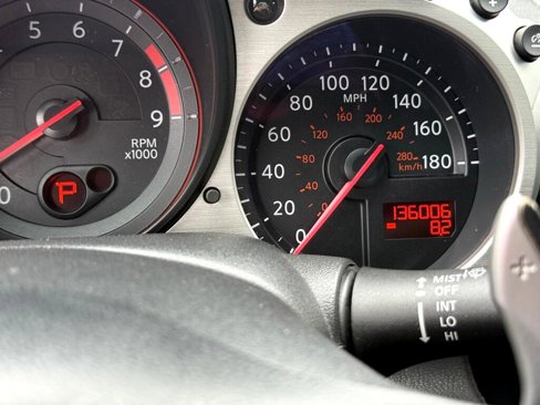 Used 2010 Nissan 370Z Touring image 16