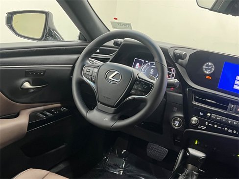 Used 2023 Lexus ES 350 w/ Premium Package image 15
