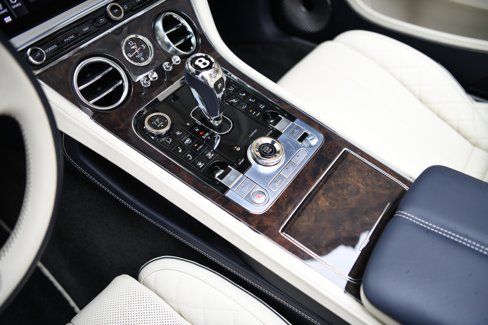 Used 2022 Bentley Continental GT image 18