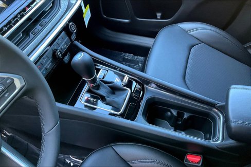 New 2025 Jeep Compass Latitude image 11