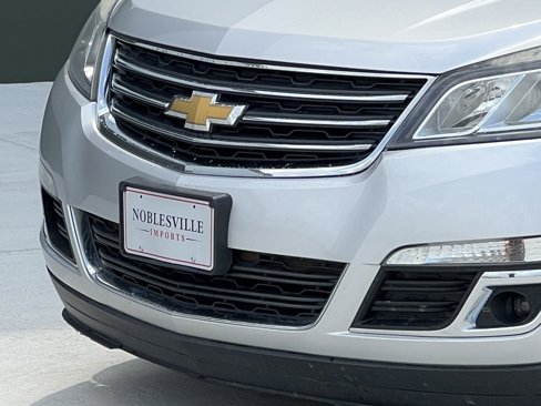 Used 2016 Chevrolet Traverse LT image 12