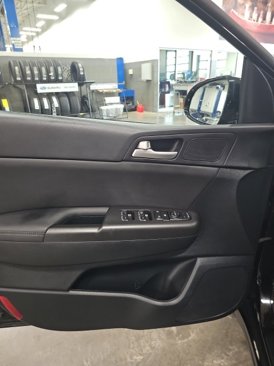 Used 2022 Kia Sportage Nightfall Edition image 11