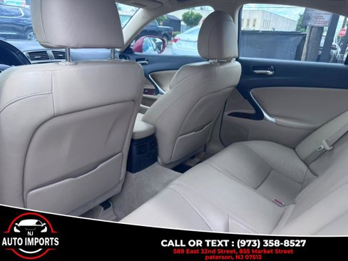Used 2006 Lexus IS 250 AWD image 13