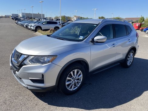 Used 2020 Nissan Rogue SV image 1