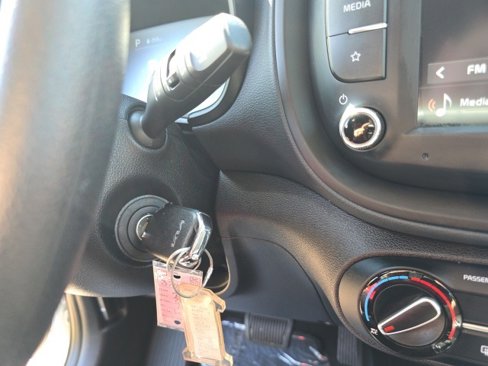 Used 2025 Kia Soul LX w/ LX Technology Package image 13