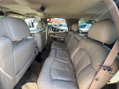 Used 2001 Chevrolet Tahoe LT w/ LT Preferred Equipment Group image 11