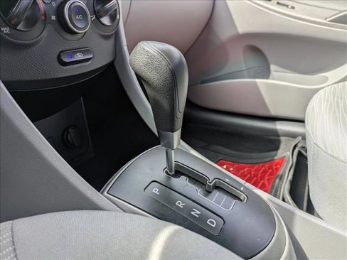Used 2016 Hyundai Accent SE image 13