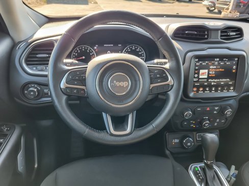 Used 2022 Jeep Renegade Latitude w/ Convenience Group image 9