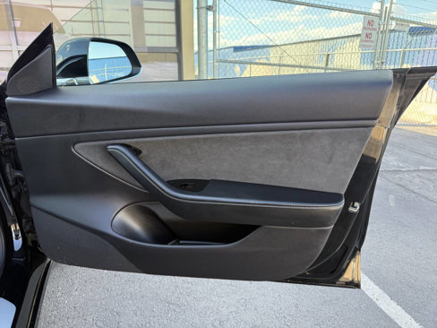 Used 2019 Tesla Model 3 Standard Range Plus image 26
