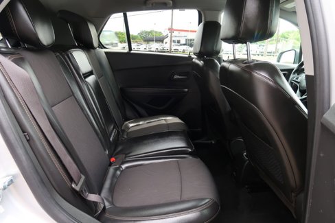 Used 2021 Chevrolet Trax LT image 8