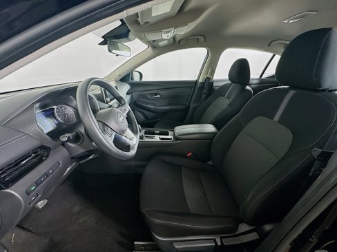 Used 2024 Nissan Sentra SV image 11