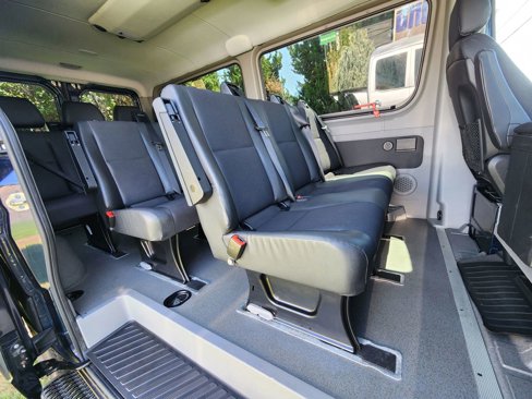 Used 2016 Mercedes-Benz Sprinter 2500 image 6