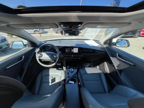 Used 2023 Kia Niro Wave image 23