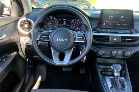 Used 2024 Kia Forte LXS image 5