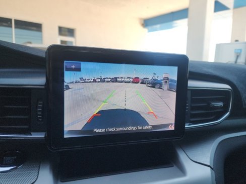 Used 2022 Ford Explorer XLT w/ Equipment Group 202A image 31