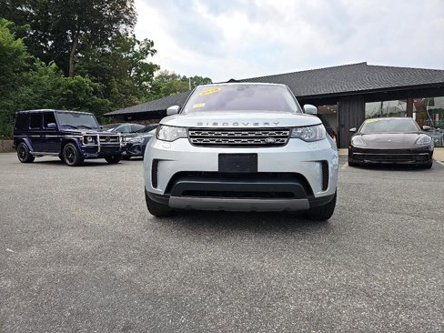Used 2018 Land Rover Discovery SE image 11