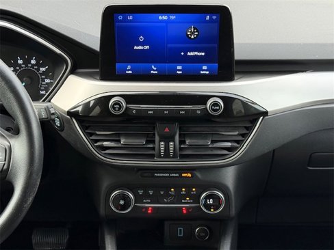 Used 2020 Ford Escape SE image 19