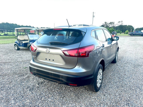 Used 2019 Nissan Rogue Sport S image 9