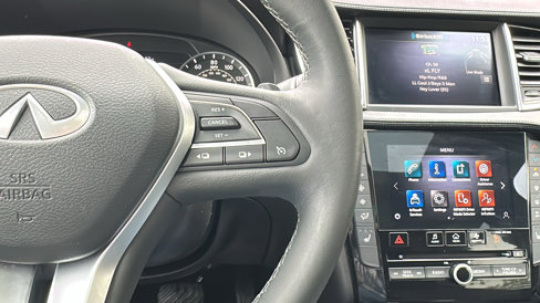 Certified 2022 INFINITI QX55 Luxe image 18