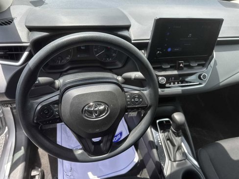 Used 2024 Toyota Corolla LE image 13