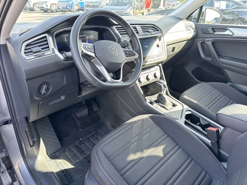 Certified 2024 Volkswagen Tiguan S image 17
