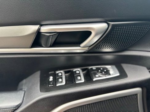 Used 2020 Kia Telluride S image 25