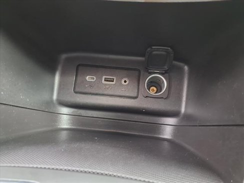Used 2022 Chevrolet Equinox LS w/ Driver Confidence II Package image 18