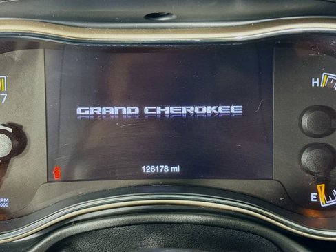 Used 2016 Jeep Grand Cherokee Limited image 15