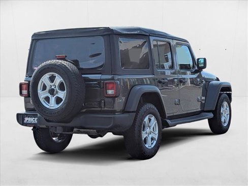 Used 2018 Jeep Wrangler Unlimited Sport S image 5