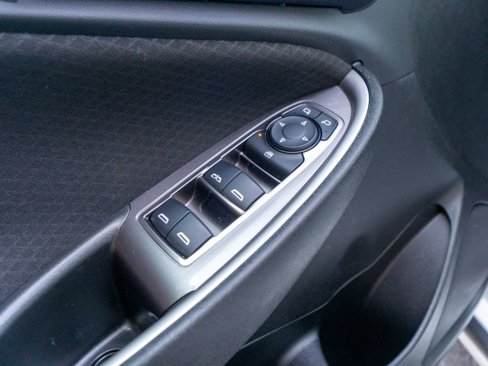 Used 2023 Chevrolet Malibu LT image 17