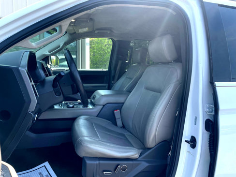 Used 2018 Ford Expedition Max XLT w/ Equipment Group 202A image 14