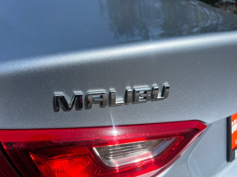 Used 2017 Chevrolet Malibu LT image 26