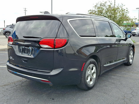 Used 2017 Chrysler Pacifica Touring-L Plus image 6
