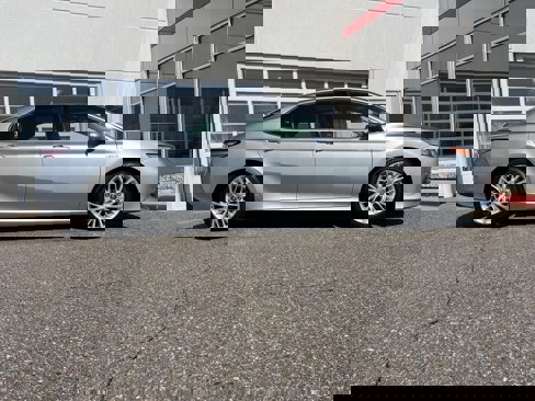 Certified 2018 Toyota Camry XLE image 15